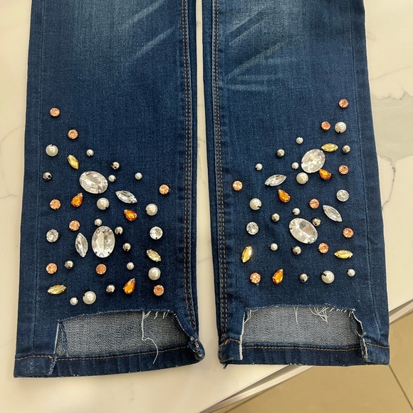 Indigo Rein Women's ankle jeans JEWELED Junior Fray leg size 11 - Picture 3 of 4